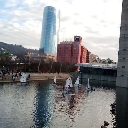 Coqueto Apartamento Frente Al Guggenheim بلباو المظهر الخارجي الصورة