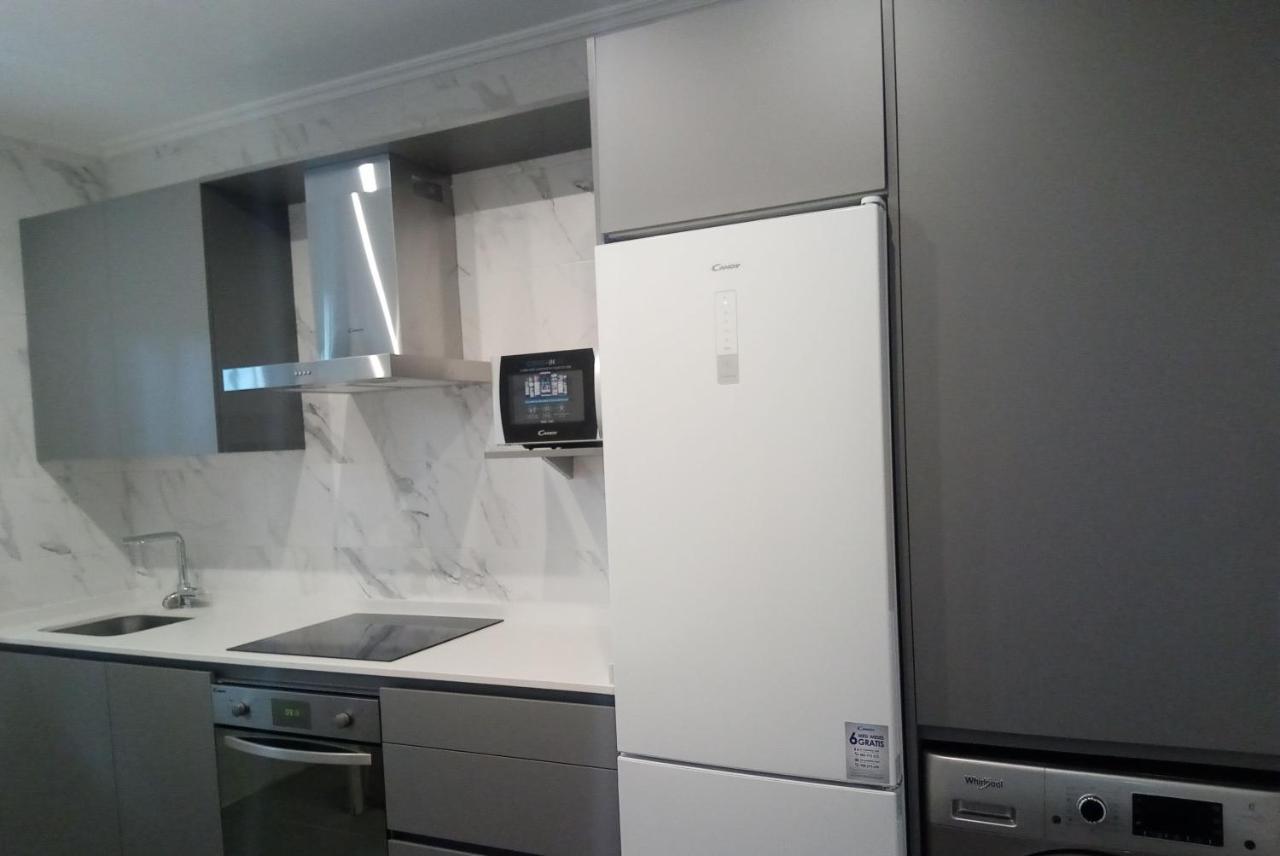 Coqueto Apartamento Frente Al Guggenheim بلباو المظهر الخارجي الصورة